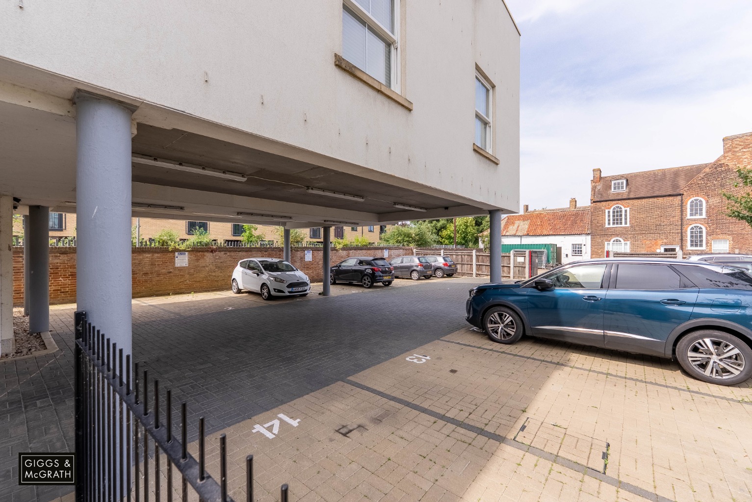 1 bed flat for sale in Ferrars Road, Cambridgeshire  - Property Image 14