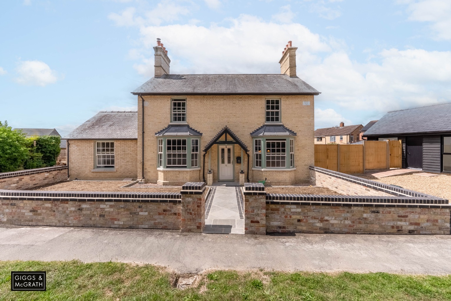4 bed detached house for sale in Ermine Street, Huntingdon, PE28