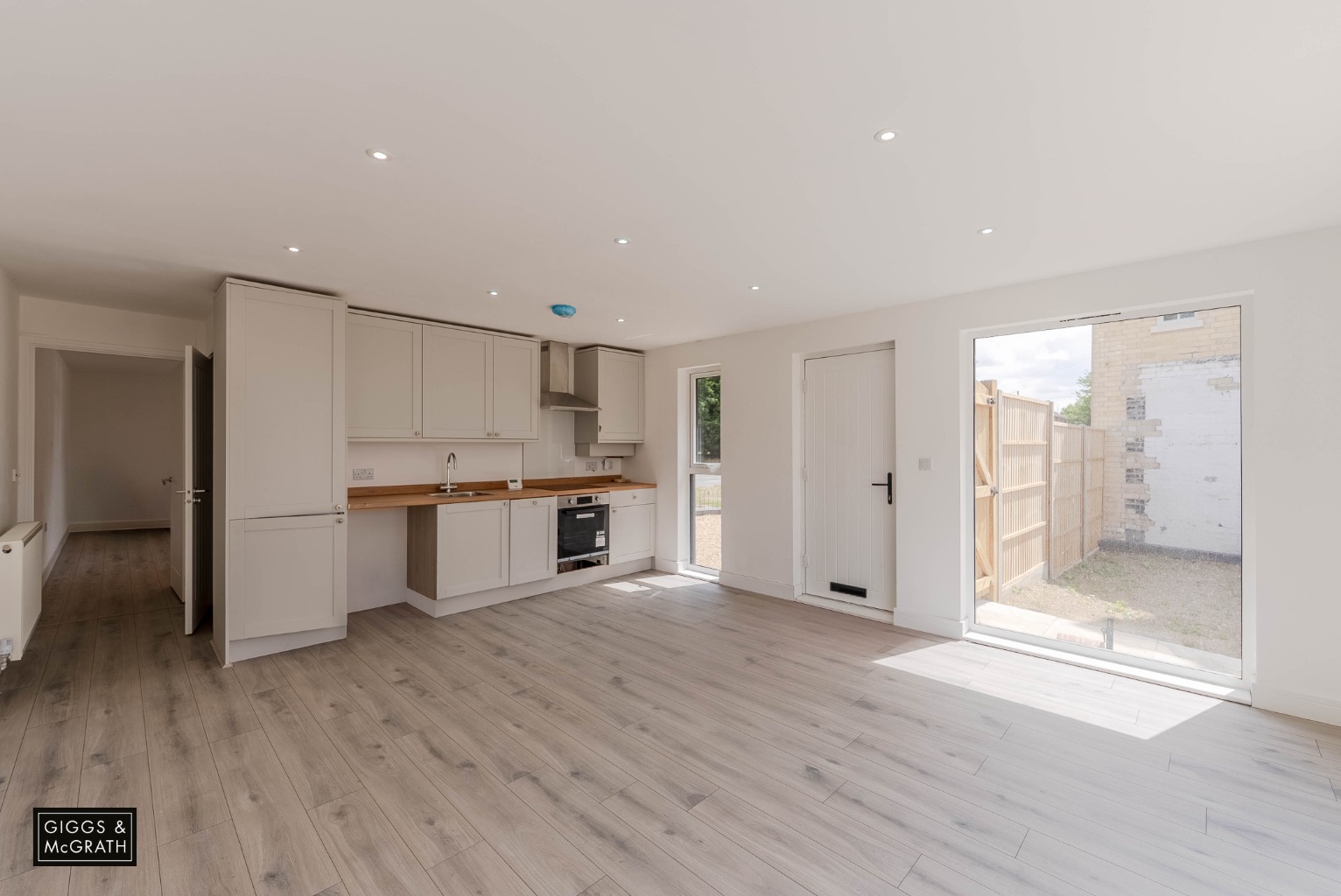 4 bed detached house for sale in Ermine Street, Huntingdon  - Property Image 24