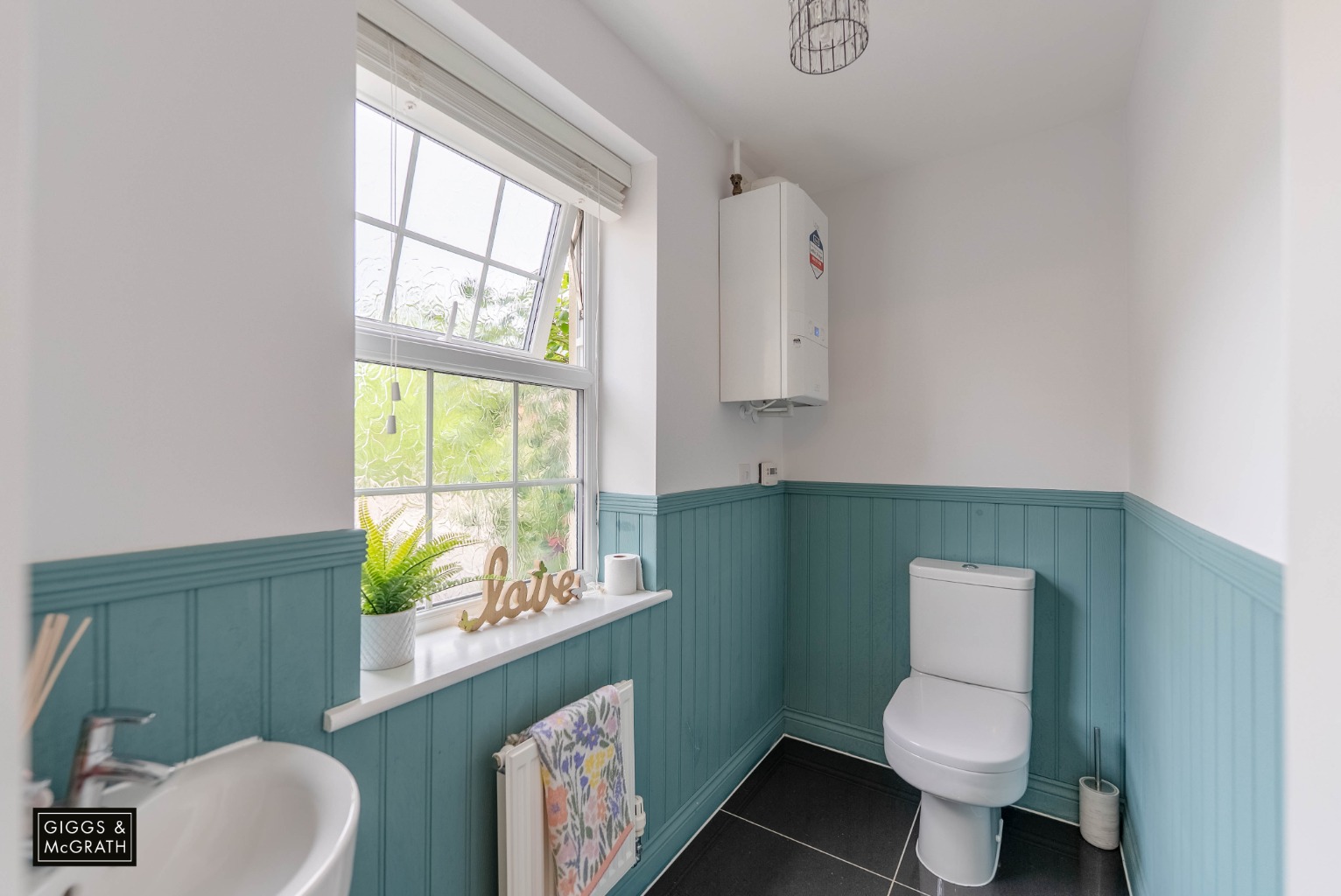4 bed town house for sale in Papworth Everard, Cambridgeshire  - Property Image 9