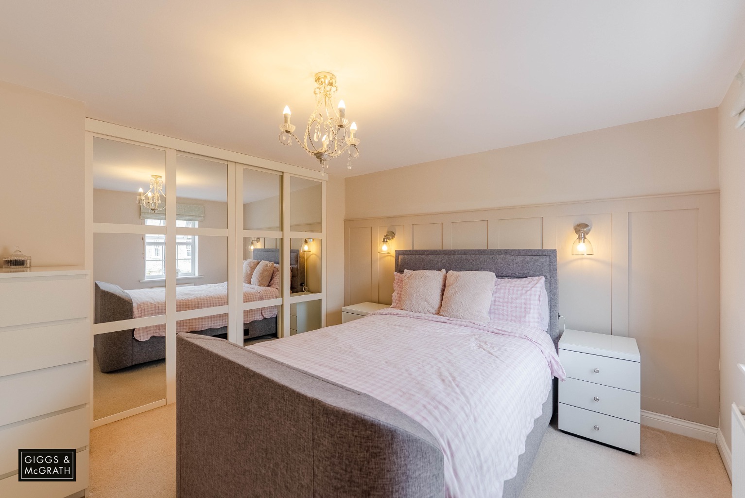 4 bed town house for sale in Papworth Everard, Cambridgeshire  - Property Image 10