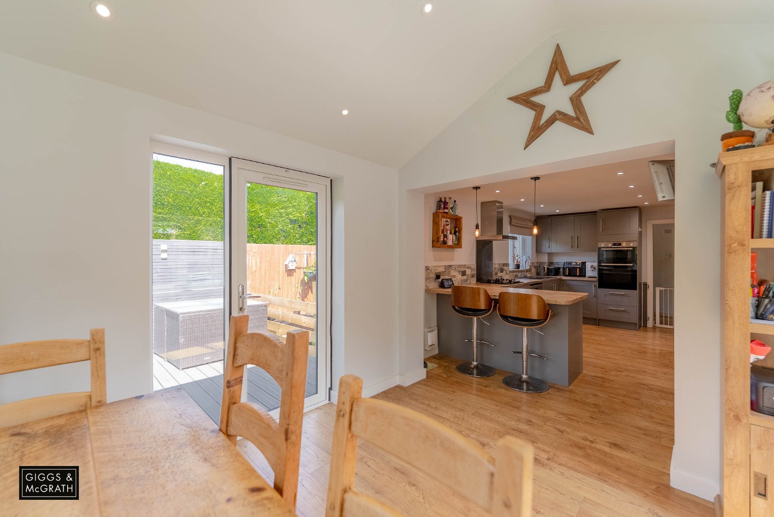 3 bed link detached house for sale in The Paddock, Huntingdon  - Property Image 3