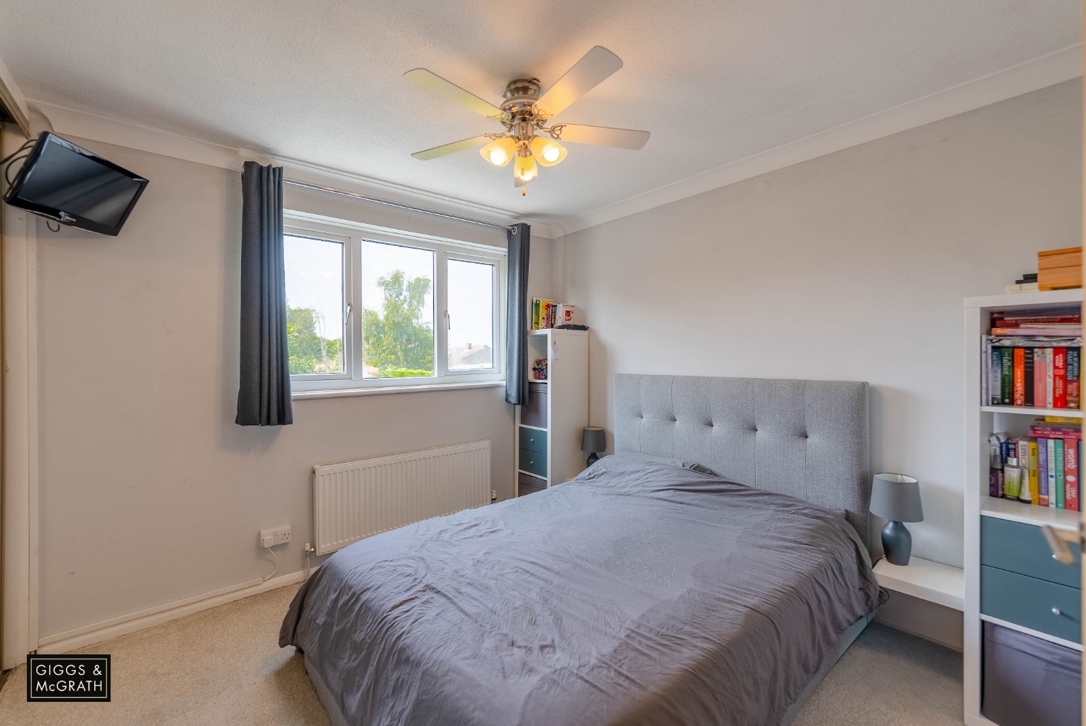 3 bed link detached house for sale in The Paddock, Huntingdon  - Property Image 14