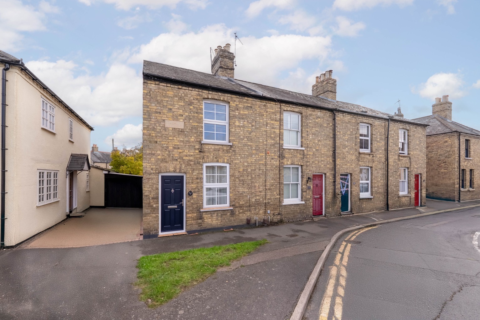2 bed end of terrace house for sale in St Ann's Lane, Huntingdon - Property Image 1