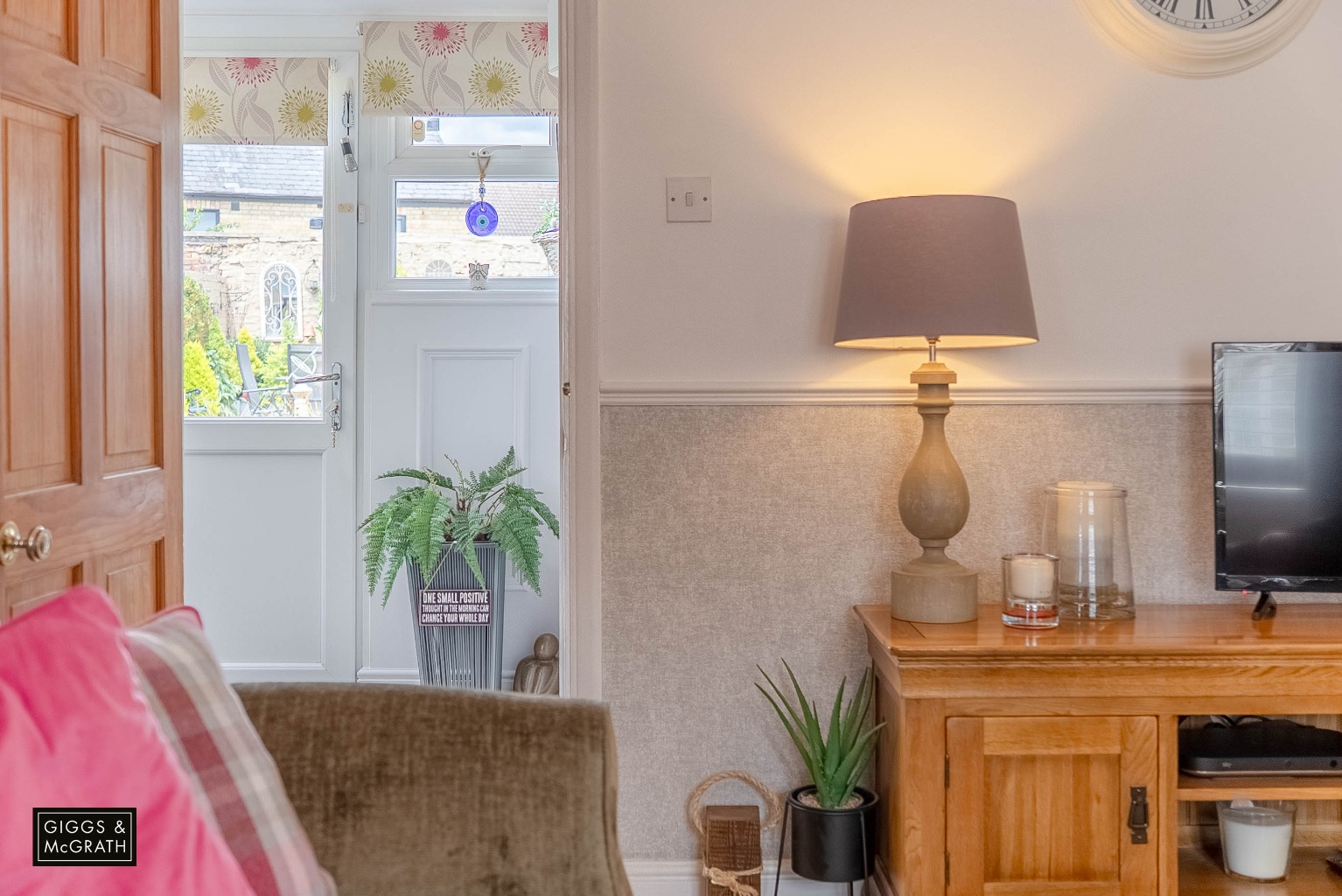 3 bed semi-detached house for sale in London Street, Huntingdon  - Property Image 8