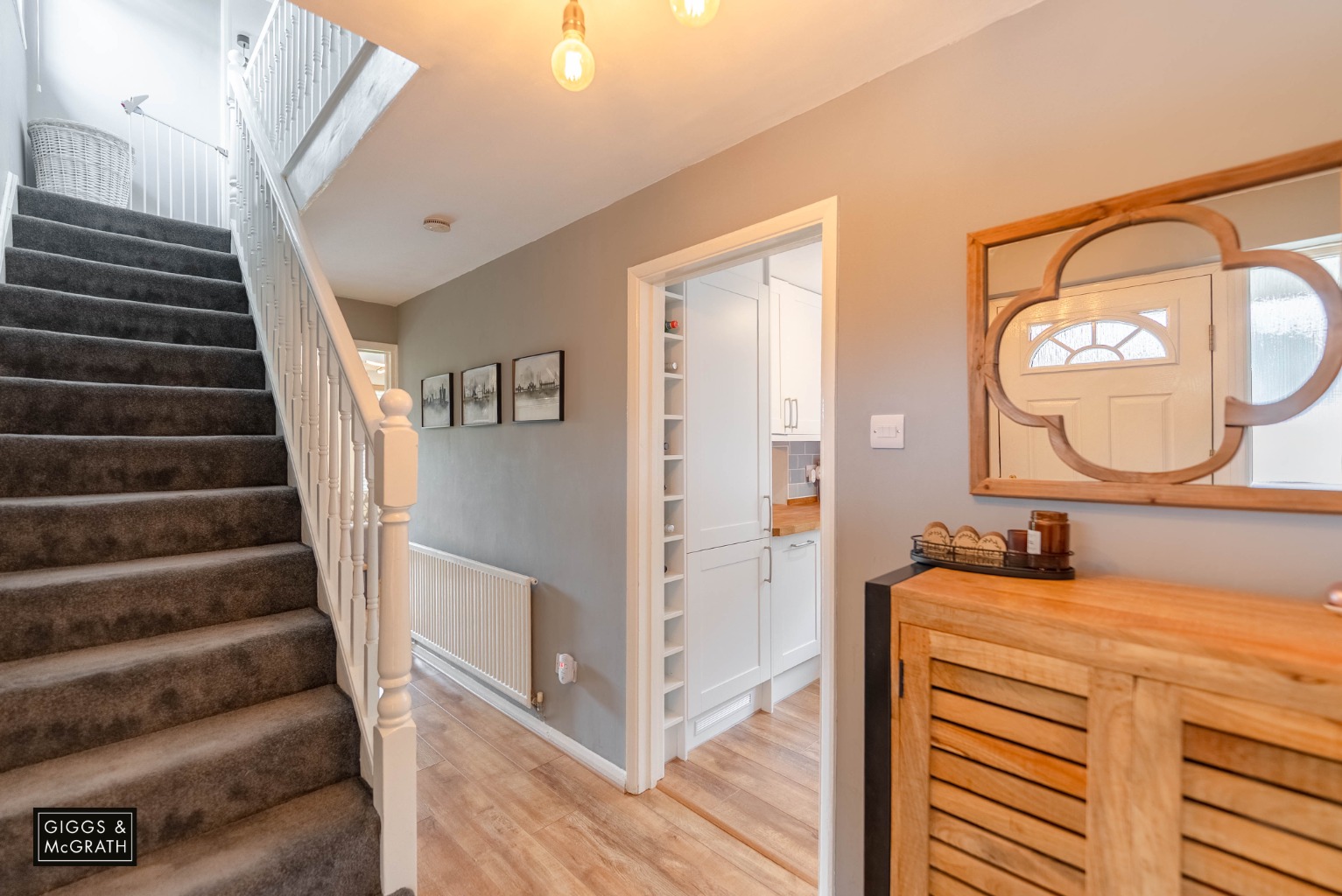 3 bed link detached house for sale in Somersham, Cambridgeshire  - Property Image 8
