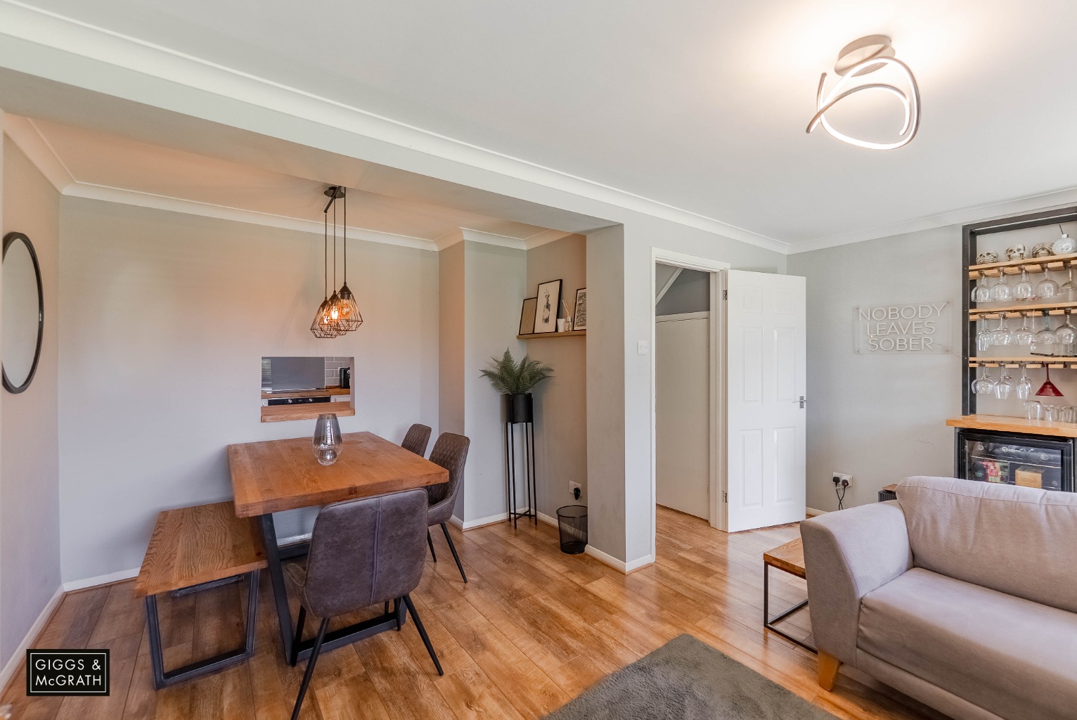 3 bed link detached house for sale in Somersham, Cambridgeshire  - Property Image 6