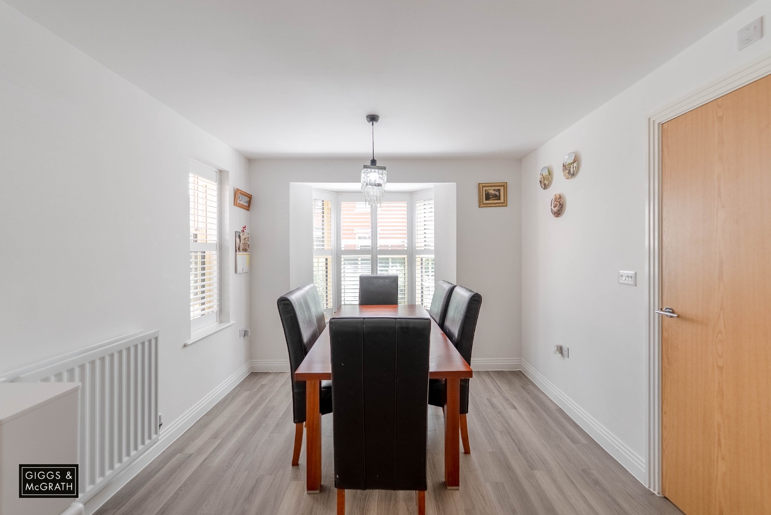 4 bed semi-detached house for sale in Brampton, Cambridgeshire  - Property Image 5