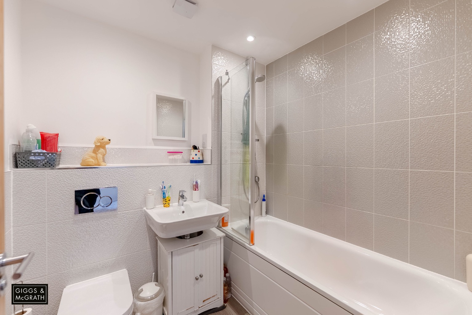 4 bed semi-detached house for sale in Brampton, Cambridgeshire  - Property Image 12