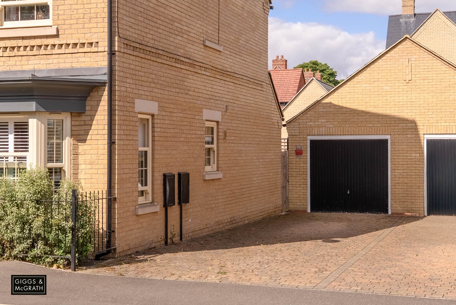4 bed semi-detached house for sale in Brampton, Cambridgeshire  - Property Image 14