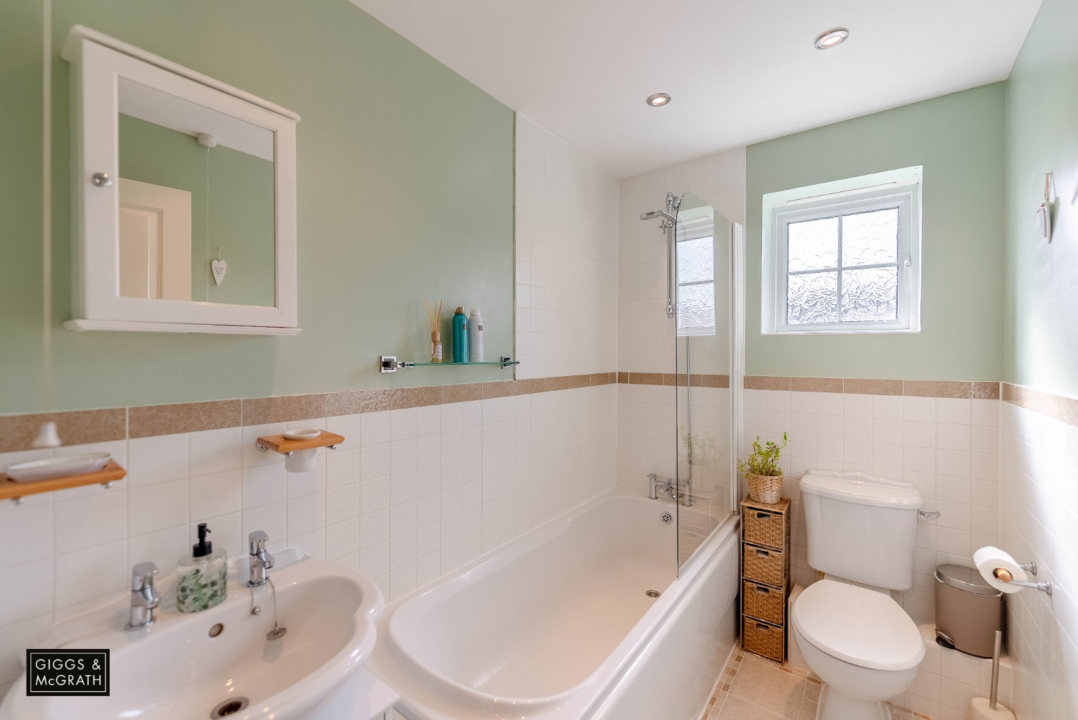 3 bed end of terrace house for sale in Willingham, Cambridgeshire  - Property Image 14