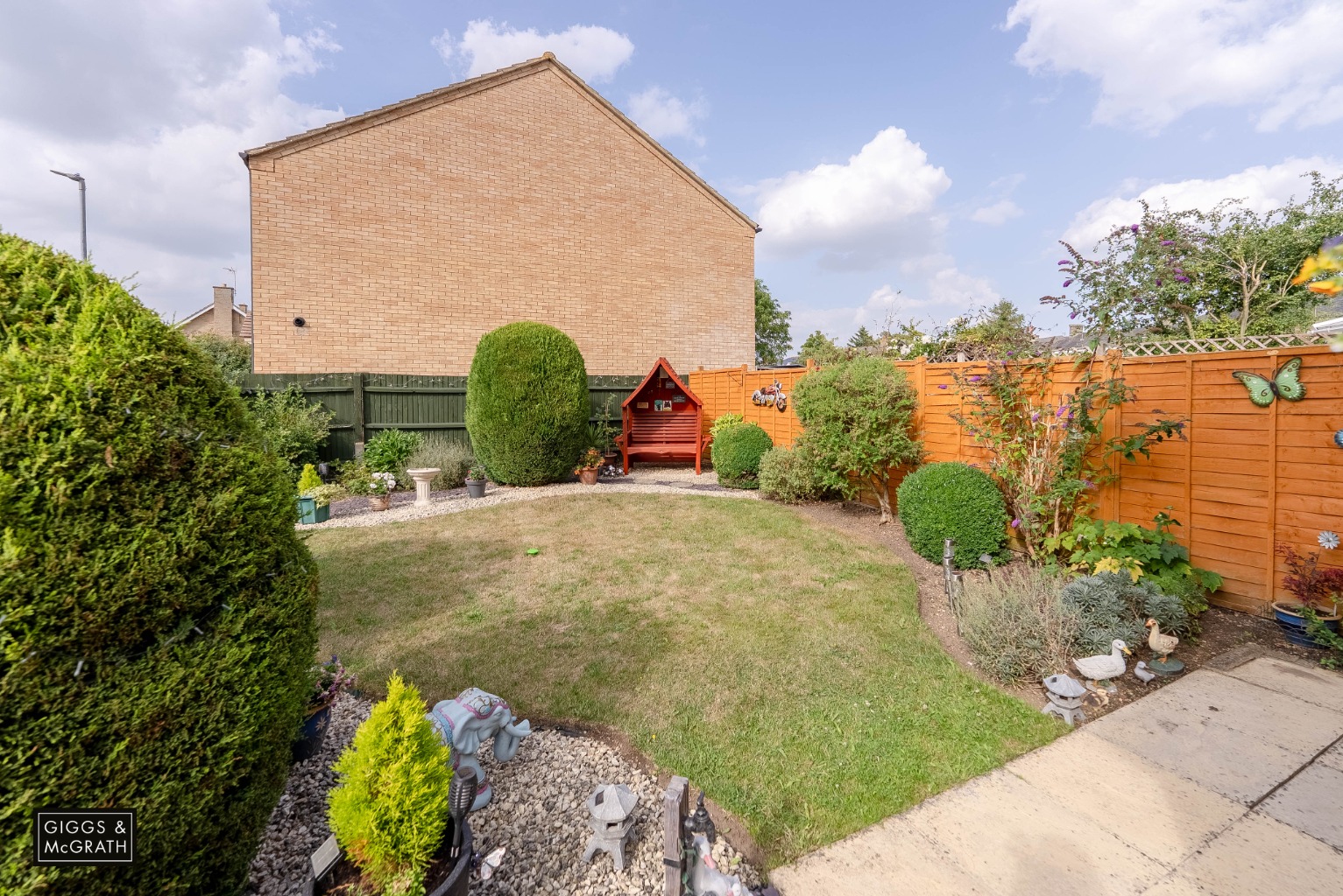 3 bed end of terrace house for sale in Covent Garden, Cambridgeshire 15