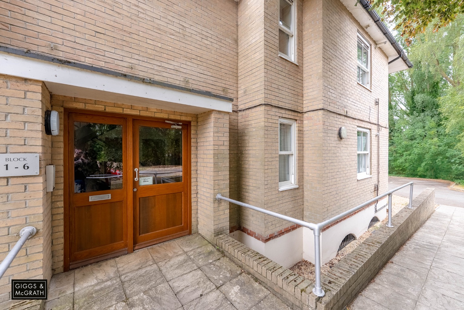 1 bed flat for sale in London Road, Cambridgeshire  - Property Image 8