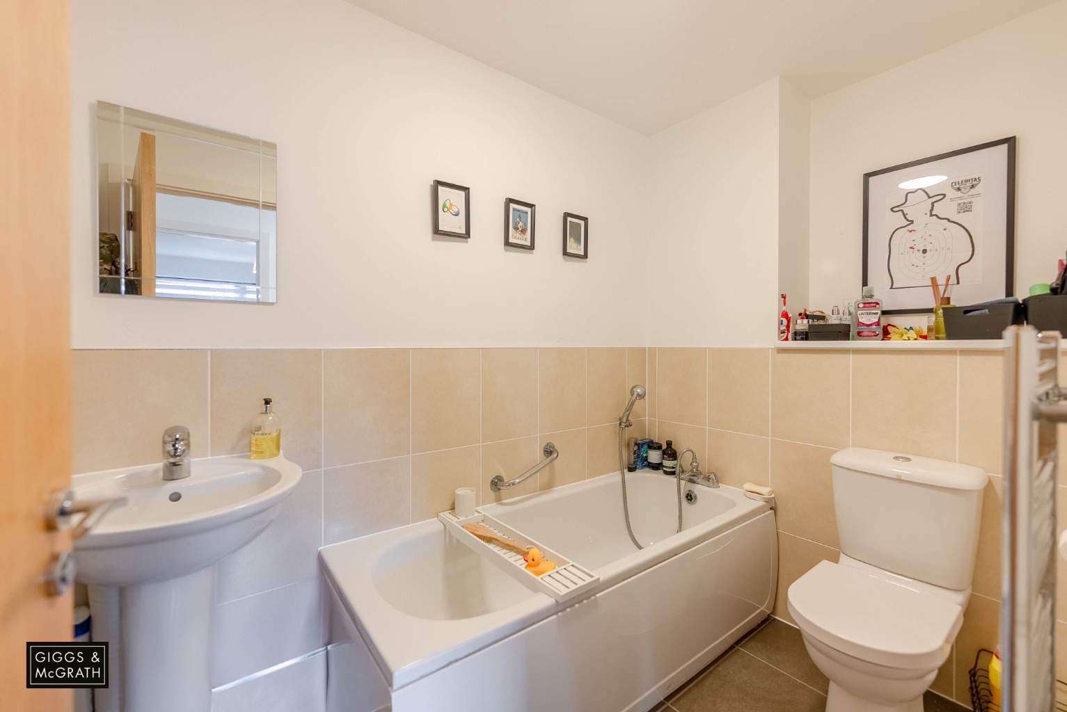 2 bed flat for sale in Princes Street, Cambridgeshire  - Property Image 11
