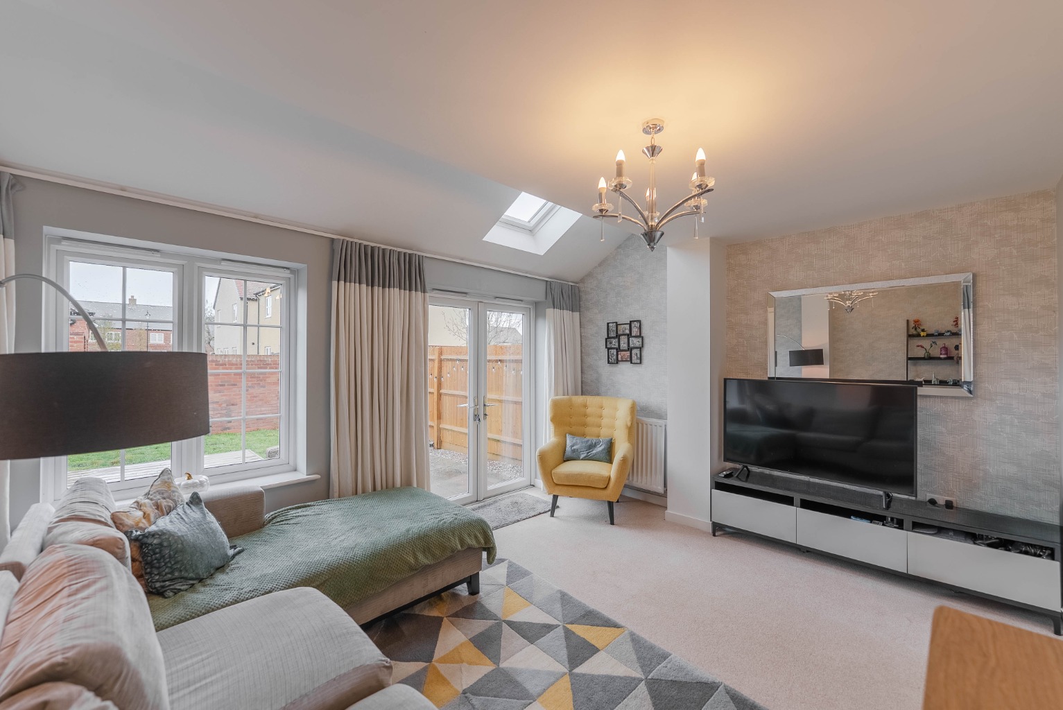 2 bed semi-detached house for sale in Walston Way, Cambridgeshire  - Property Image 8