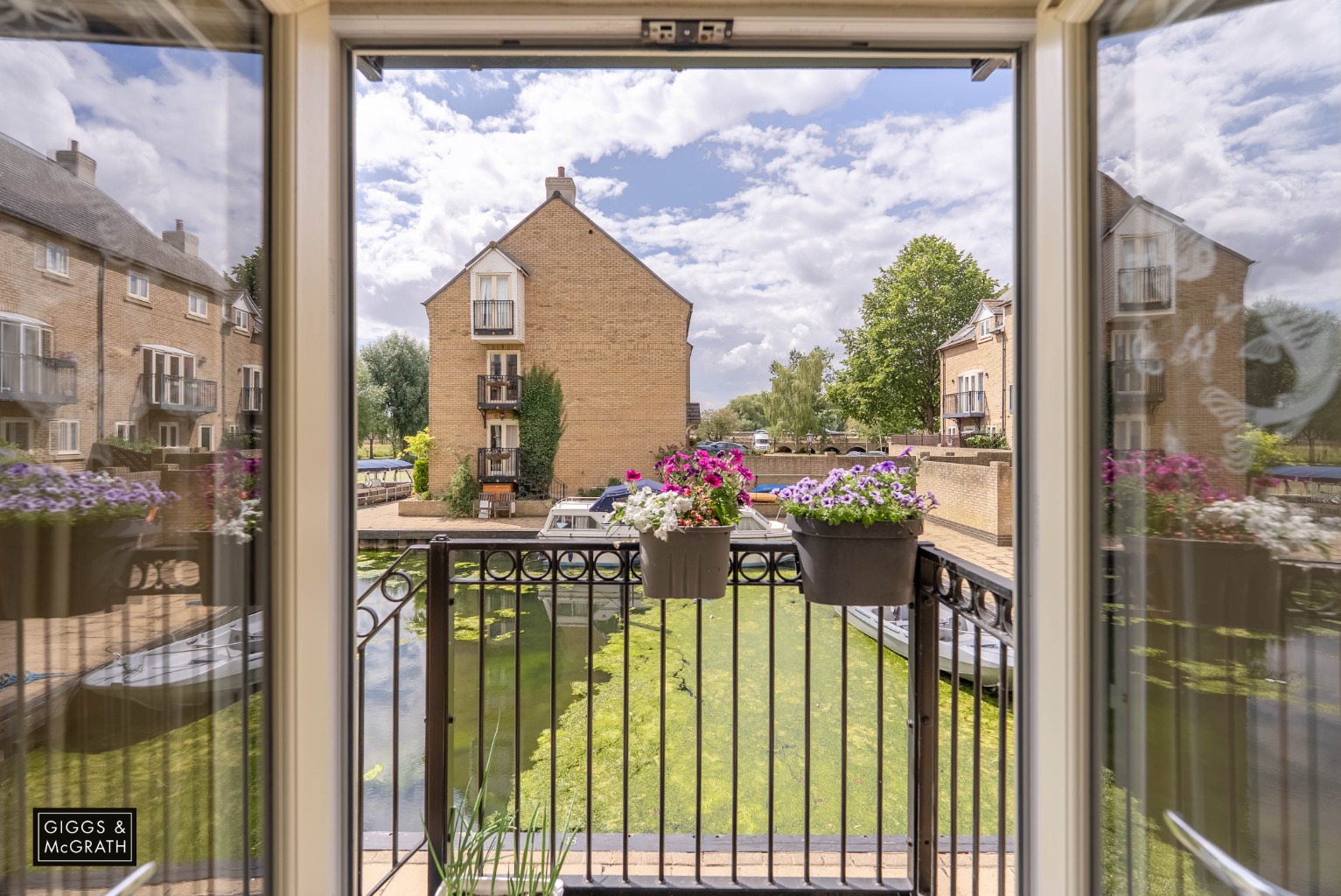 4 bed town house for sale in London Road, Cambridgeshire  - Property Image 5