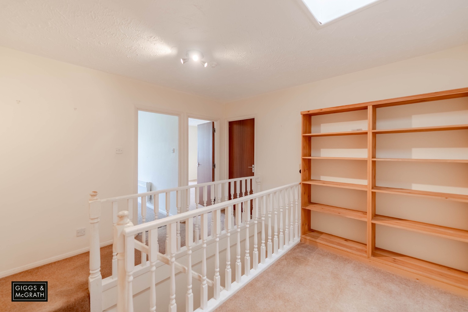 2 bed maisonette for sale in Parkside, Huntingdon 6