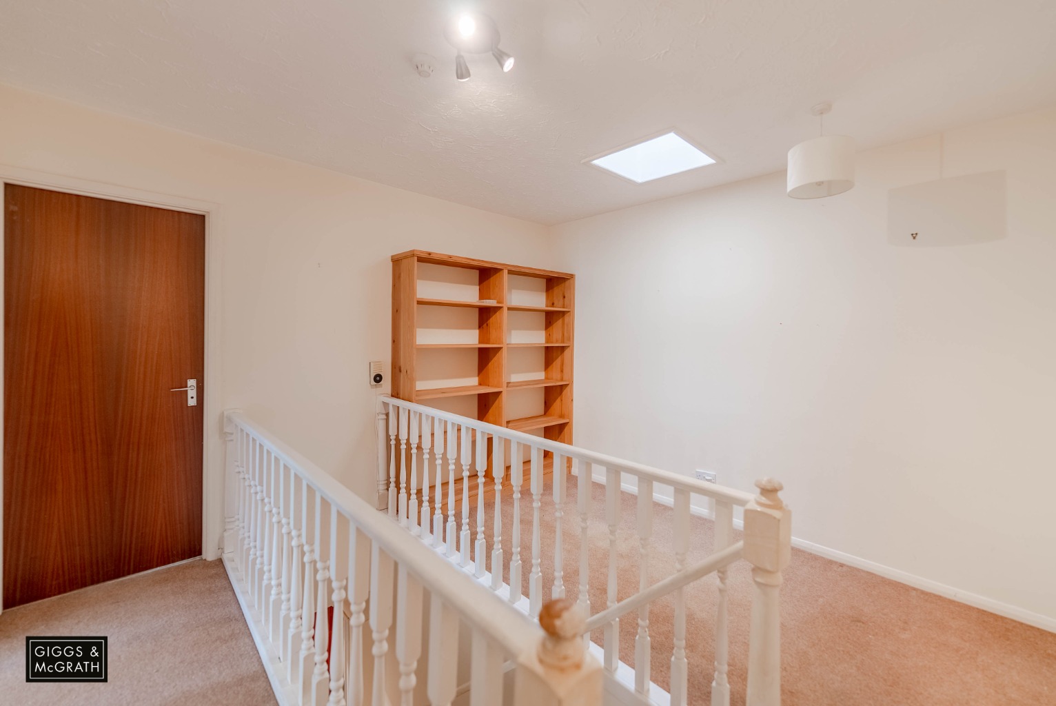 2 bed maisonette for sale in Parkside, Huntingdon 5