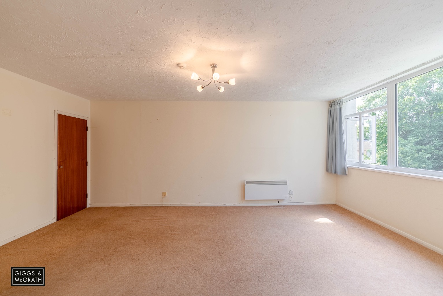 2 bed maisonette for sale in Grammar School Walk, Huntingdon  - Property Image 4