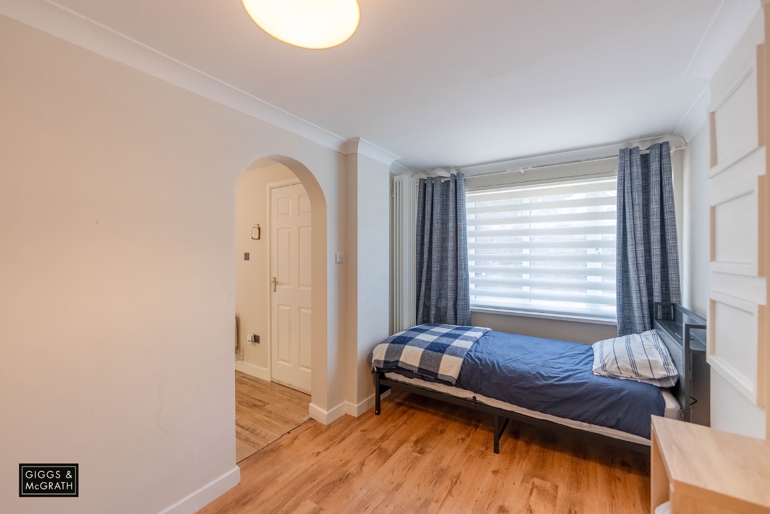3 bed semi-detached house for sale in Stukeley Meadows, Cambridgeshire  - Property Image 8