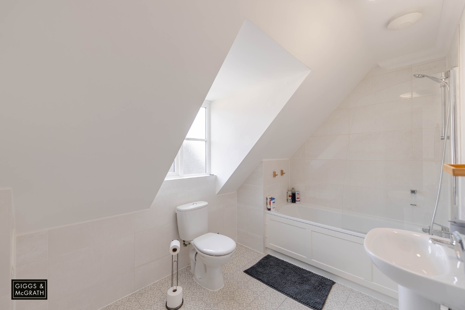 4 bed link detached house for sale in Alconbury Weald, Cambridgeshire  - Property Image 12