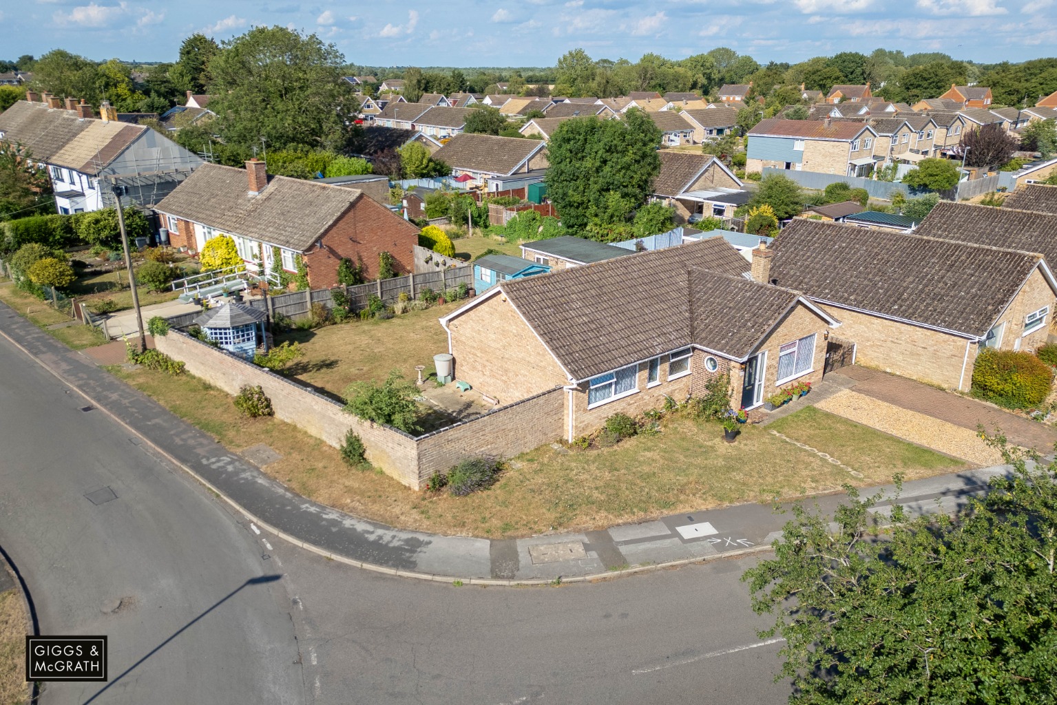 3 bed detached bungalow for sale in Needingworth, Cambridgeshire  - Property Image 6
