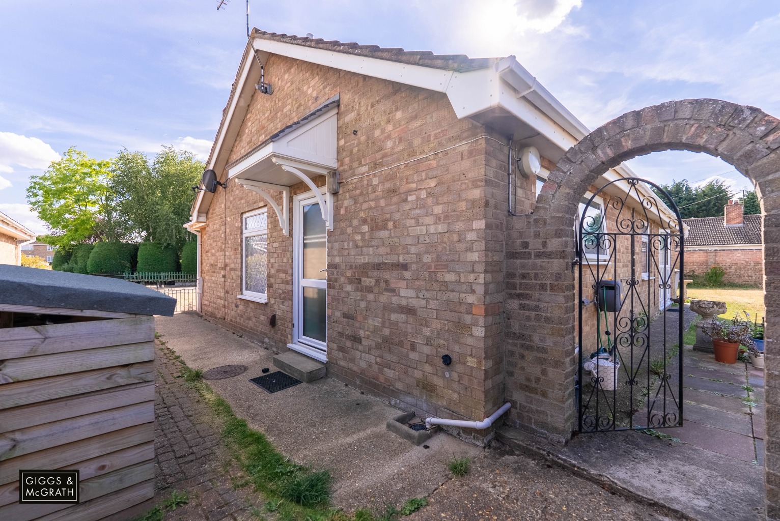 3 bed detached bungalow for sale in Needingworth, Cambridgeshire  - Property Image 15
