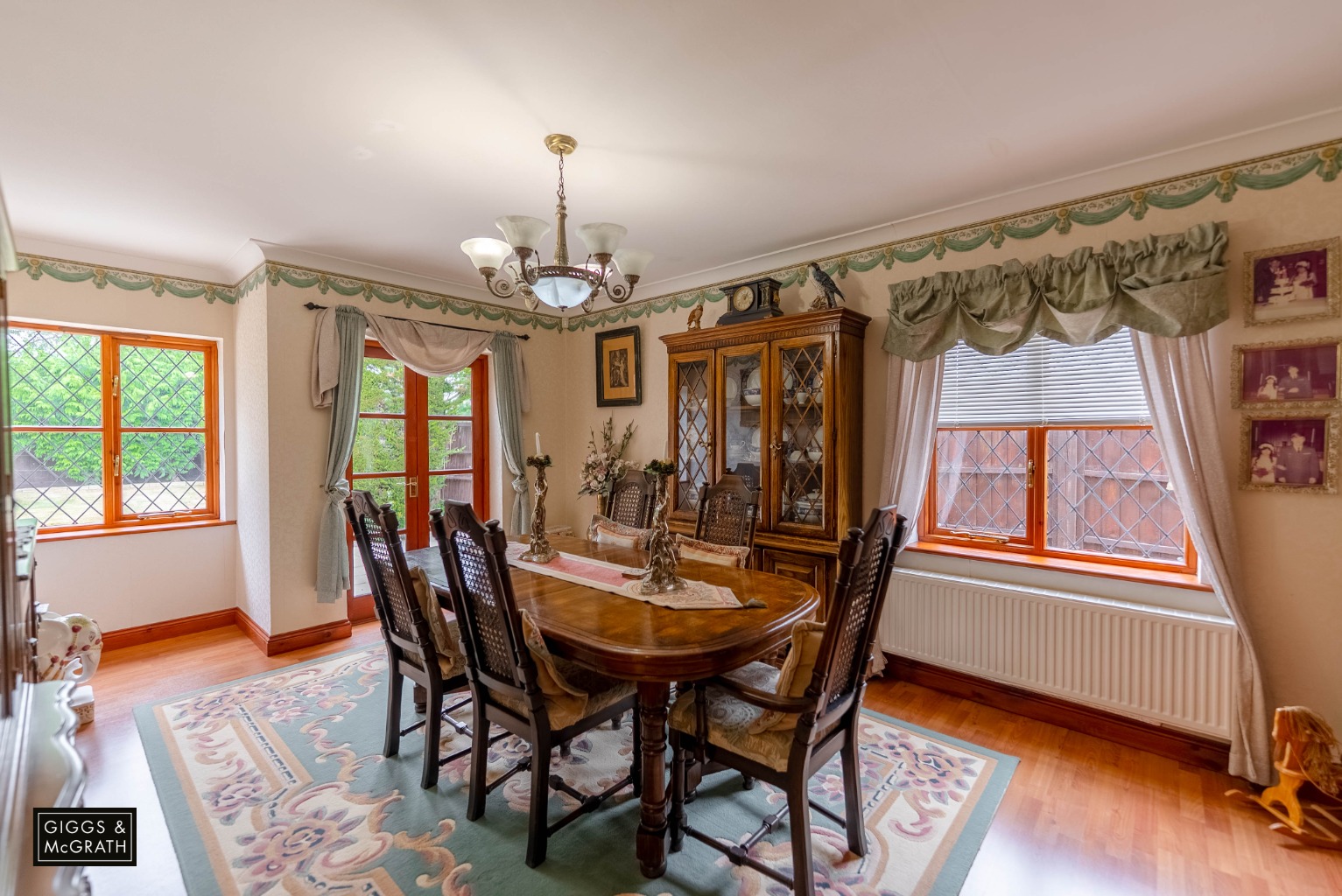 5 bed detached house for sale in North Road, Huntingdon 3