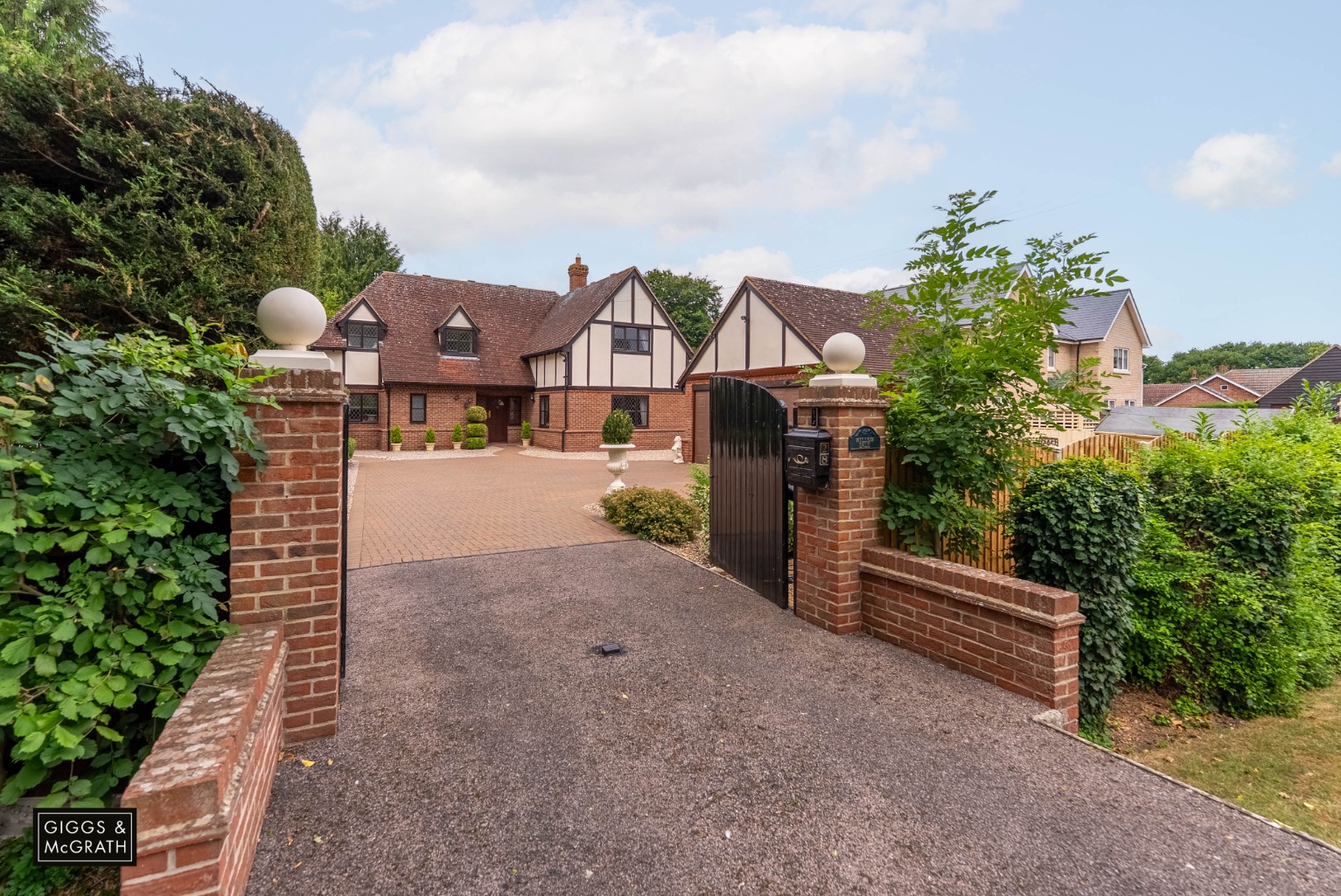 5 bed detached house for sale in North Road, Huntingdon 20