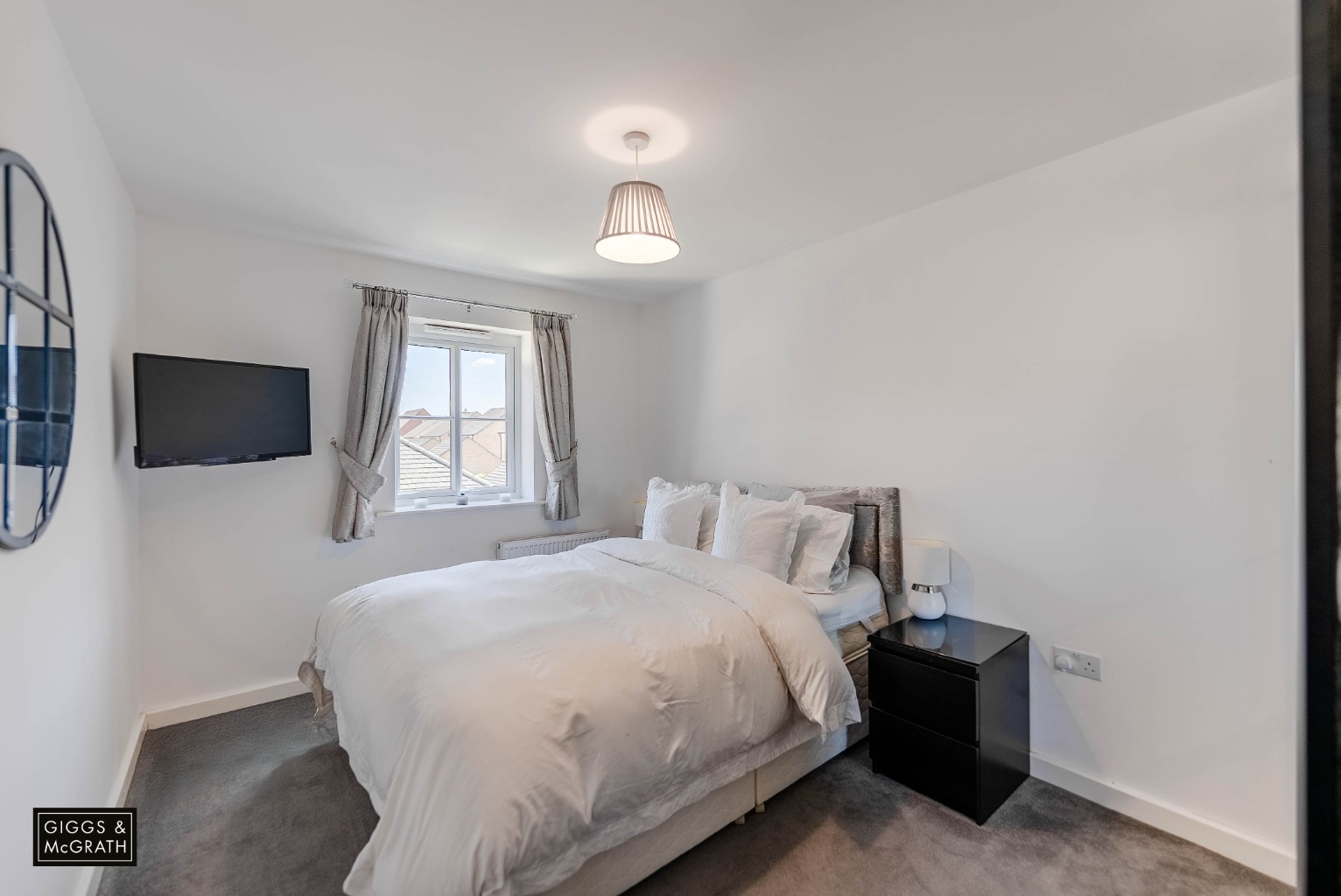 2 bed end of terrace house for sale in Crest Drive, Cambridgeshire 9