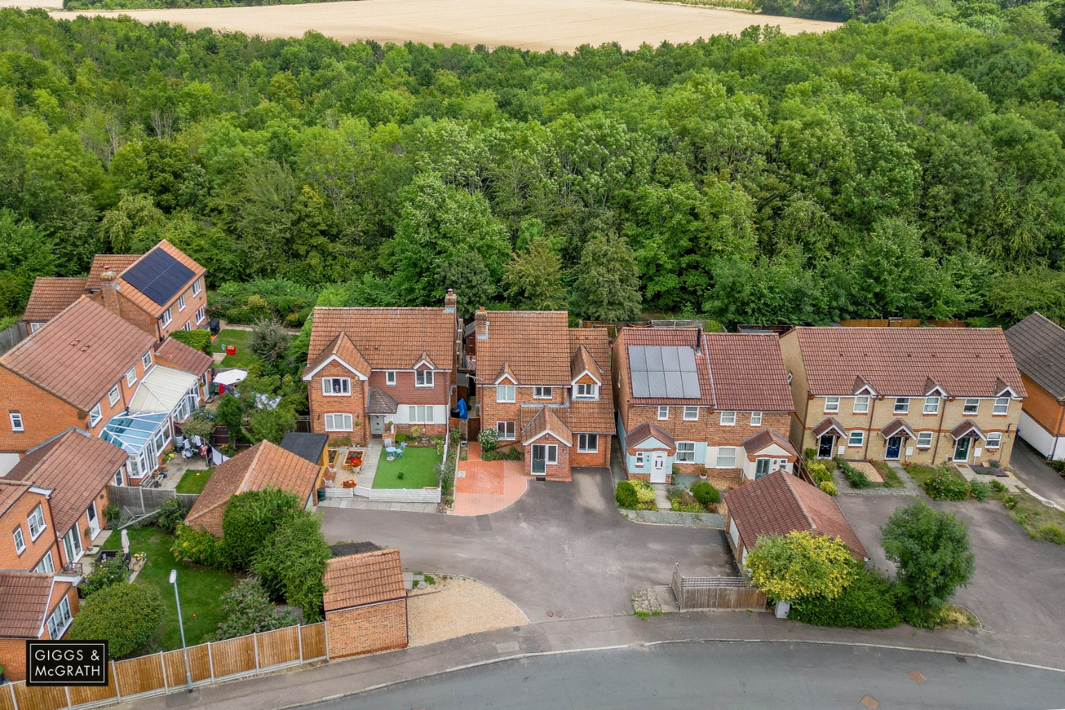 4 bed detached house for sale in Papworth Everard, Cambridgeshire  - Property Image 16