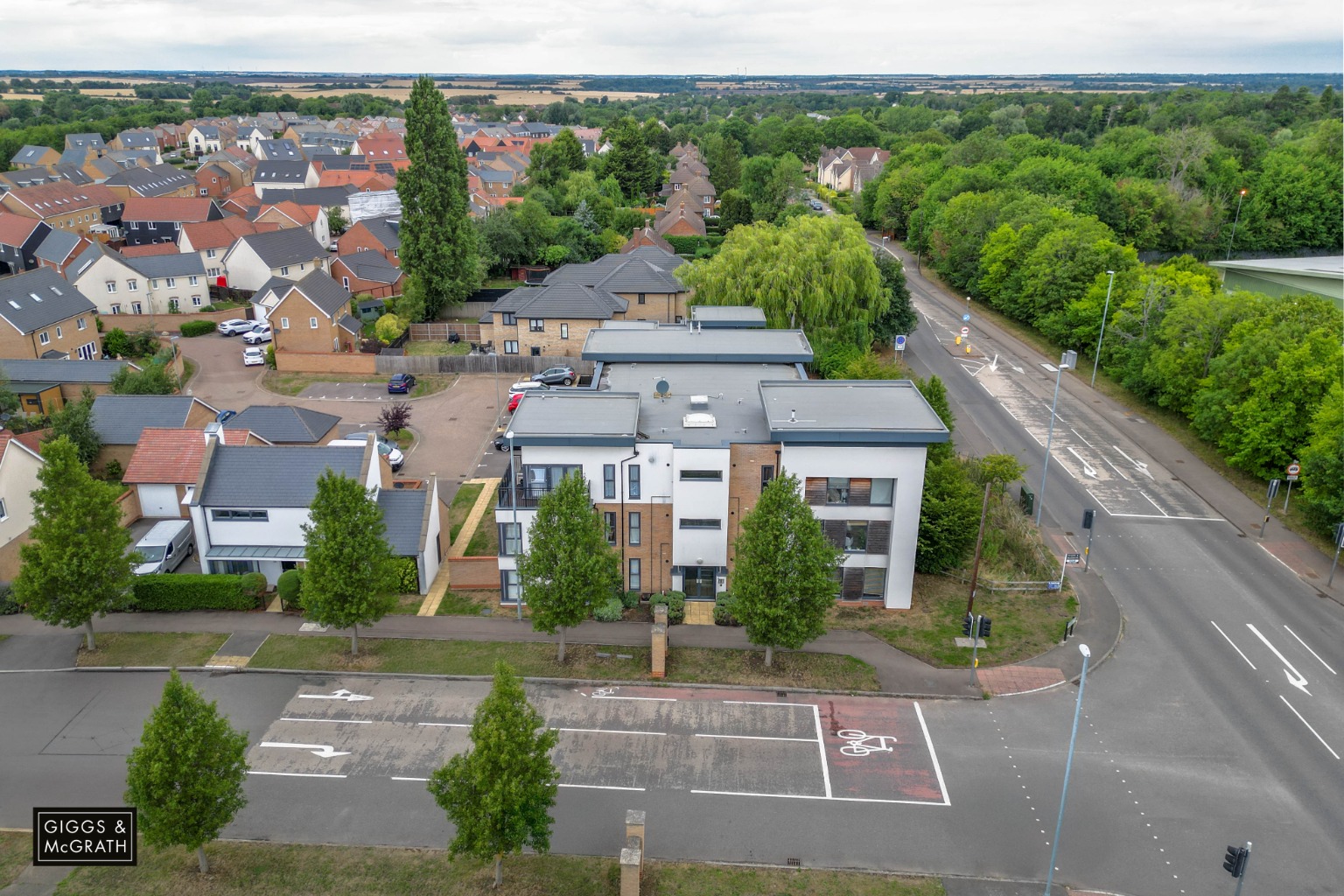 2 bed ground floor flat for sale in Papworth Everard, Cambridgeshire  - Property Image 1