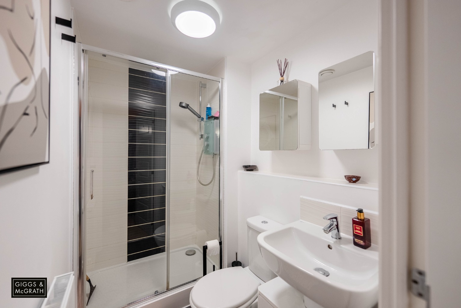 2 bed ground floor flat for sale in Papworth Everard, Cambridgeshire  - Property Image 9