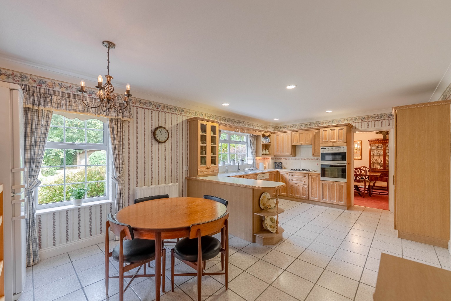 4 bed detached house for sale in Dartmoor Drive, Huntingdon 6