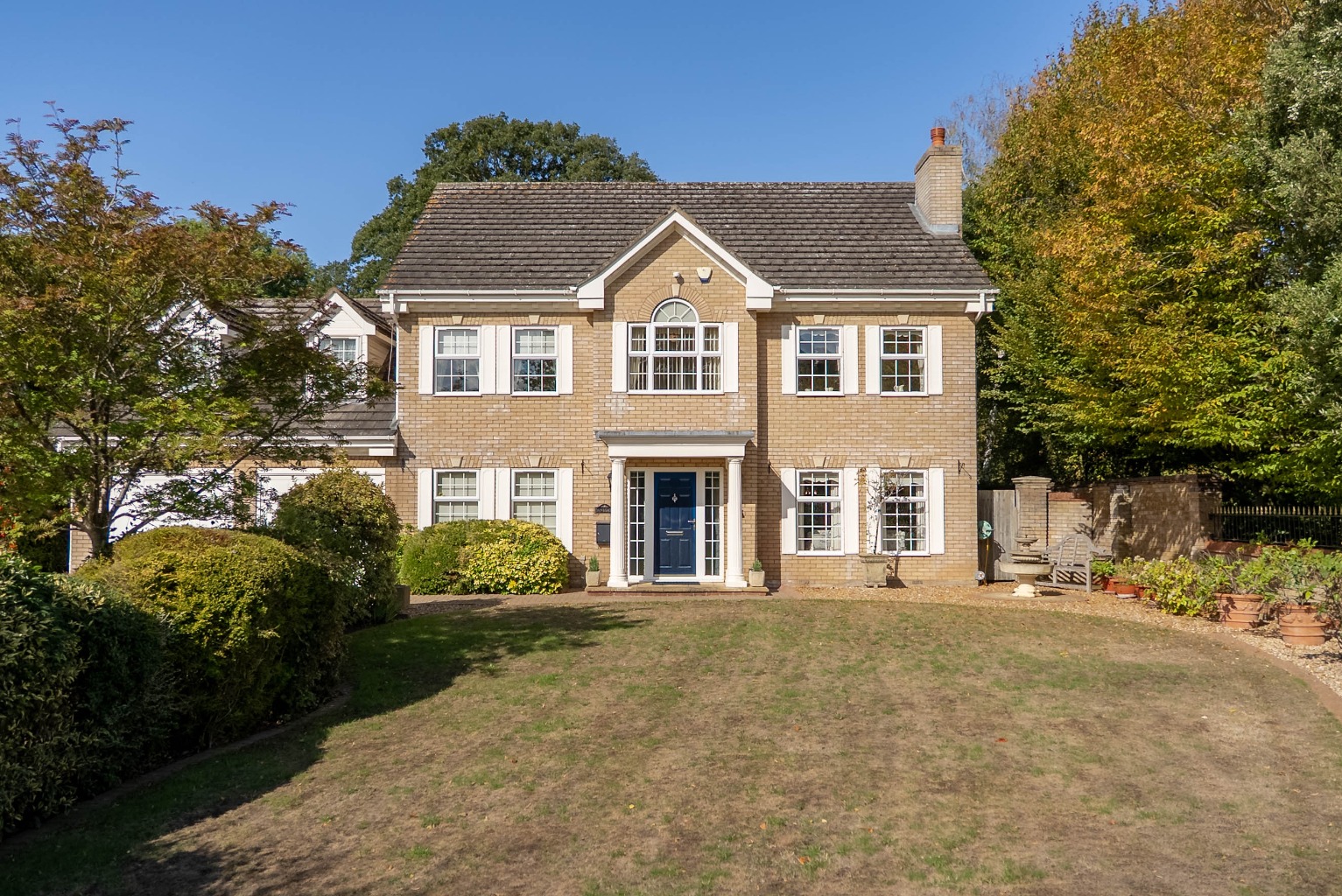 4 bed detached house for sale in Dartmoor Drive, Huntingdon  - Property Image 1