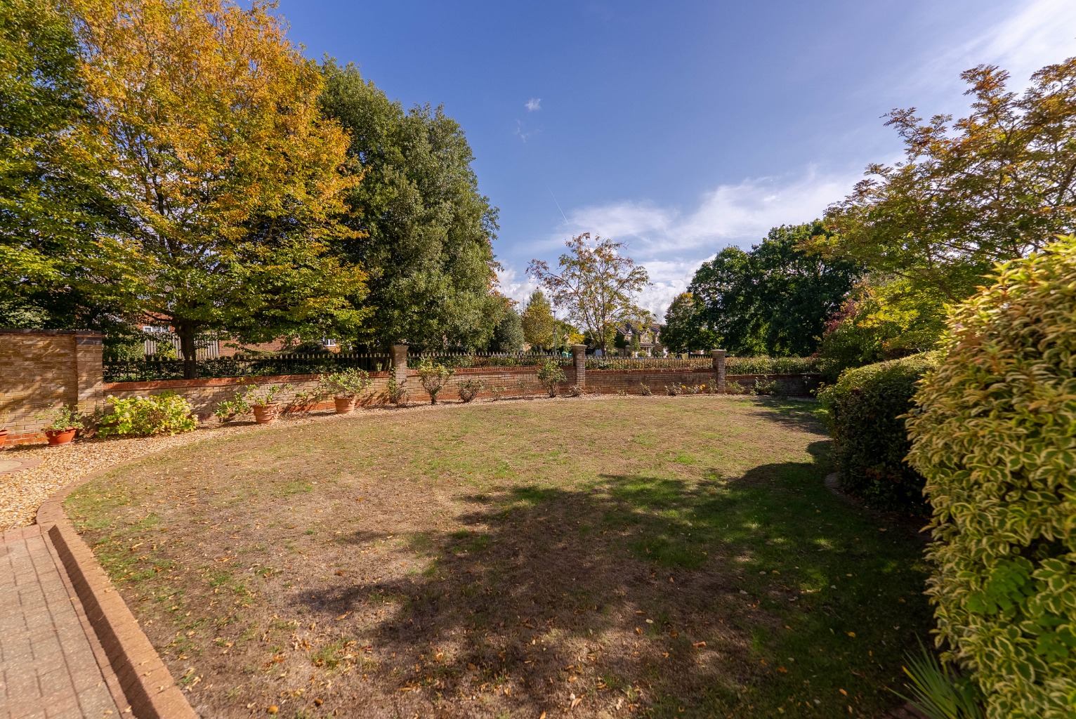 4 bed detached house for sale in Dartmoor Drive, Huntingdon 21