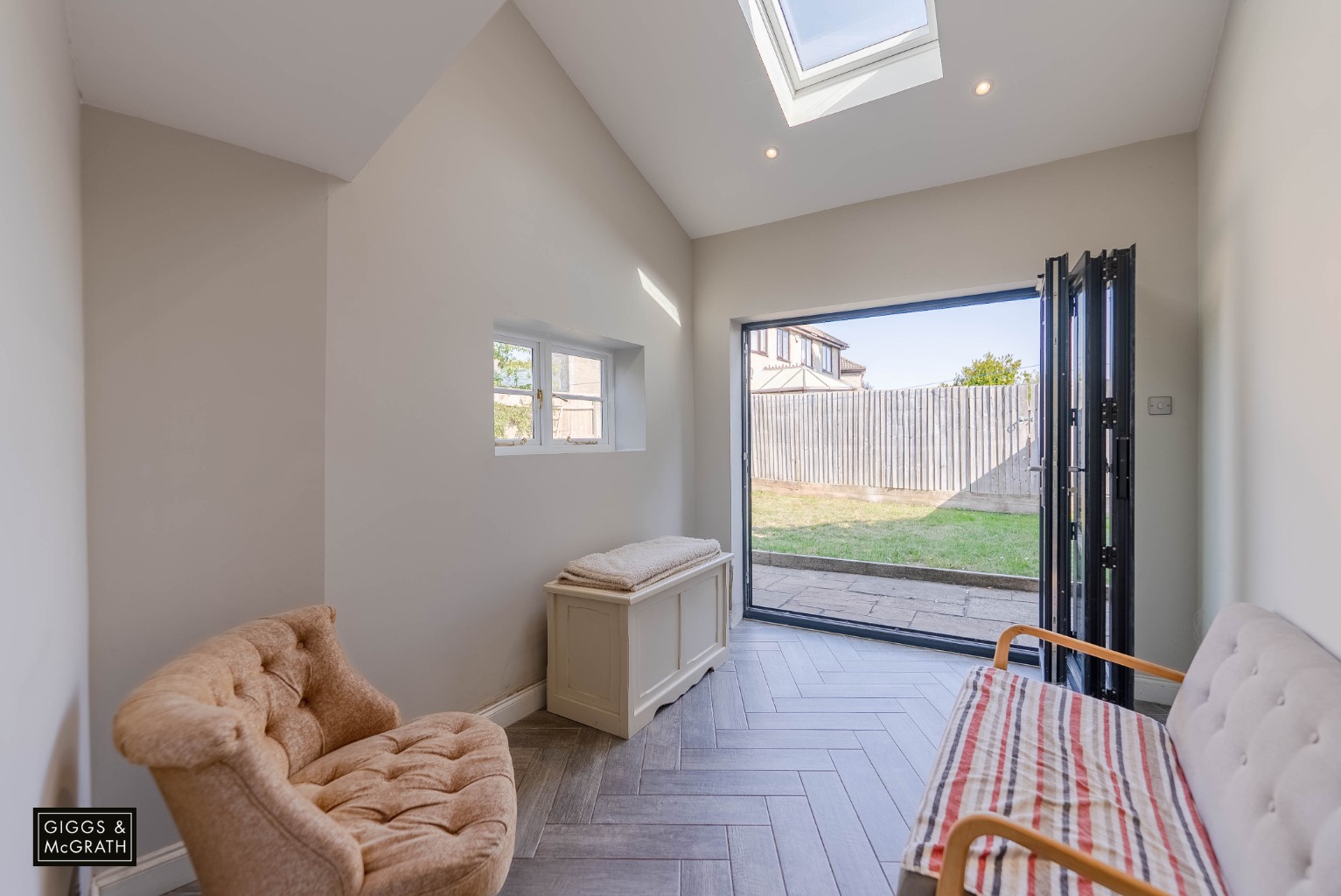 3 bed detached house for sale in High Street, St. Ives 9