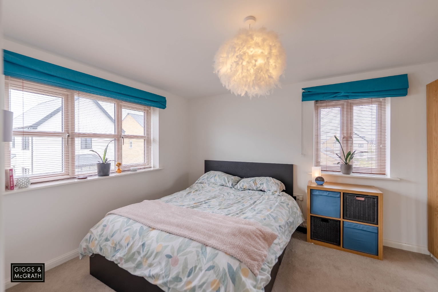 3 bed detached house for sale in Peacock Drive, Huntingdon 7