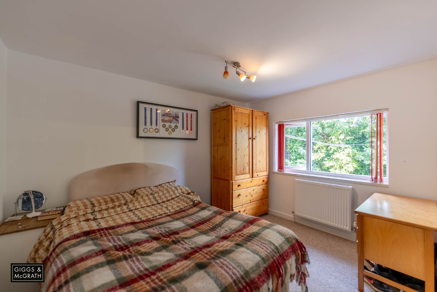 4 bed semi-detached house for sale in Abbots Close, Huntingdon  - Property Image 17