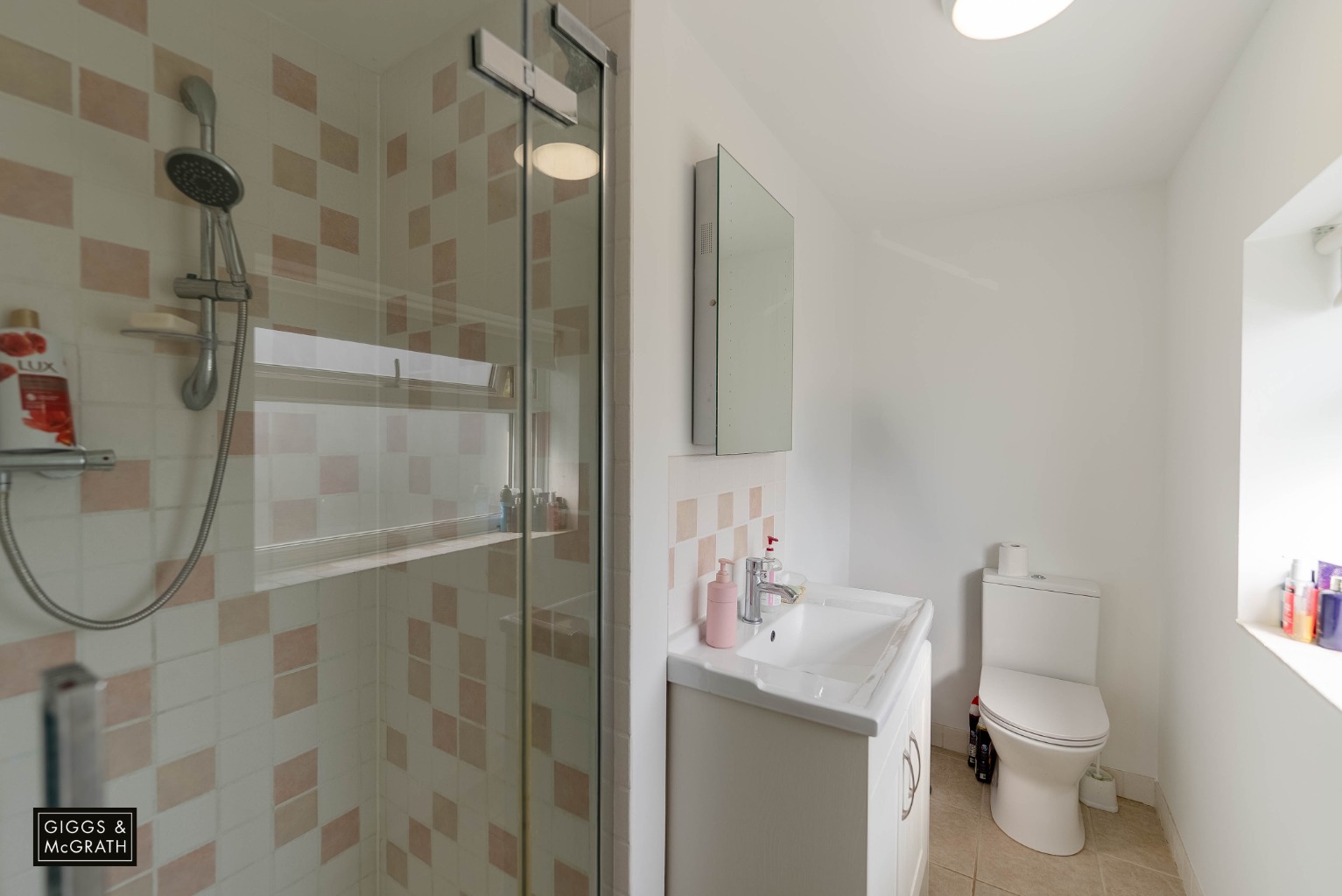 4 bed semi-detached house for sale in Abbots Close, Huntingdon  - Property Image 14
