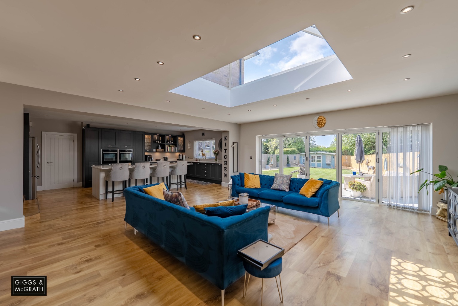 5 bed detached house for sale in Ermine Street, Huntingdon  - Property Image 4