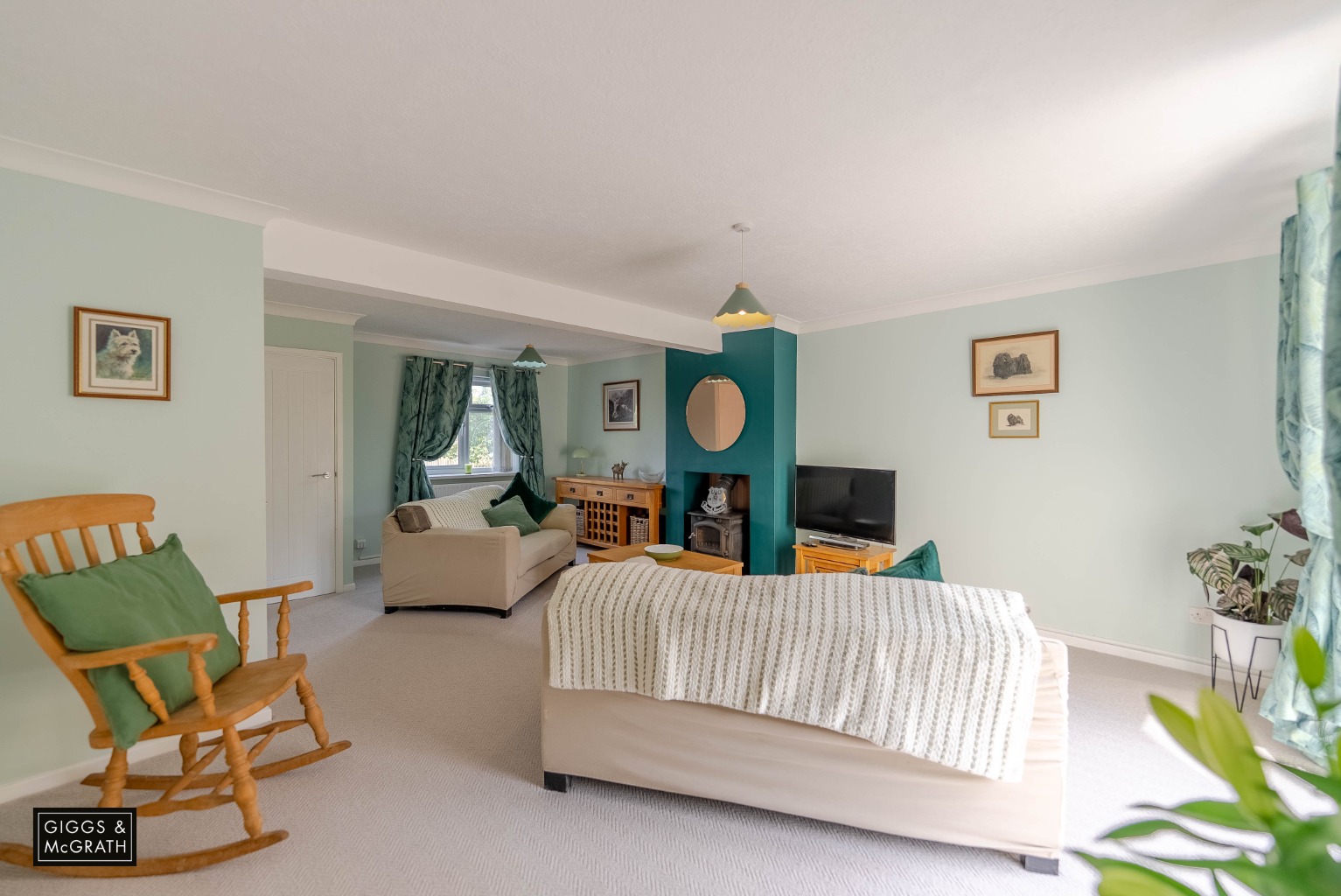 5 bed semi-detached house for sale in Parkhall Road, Huntingdon 6