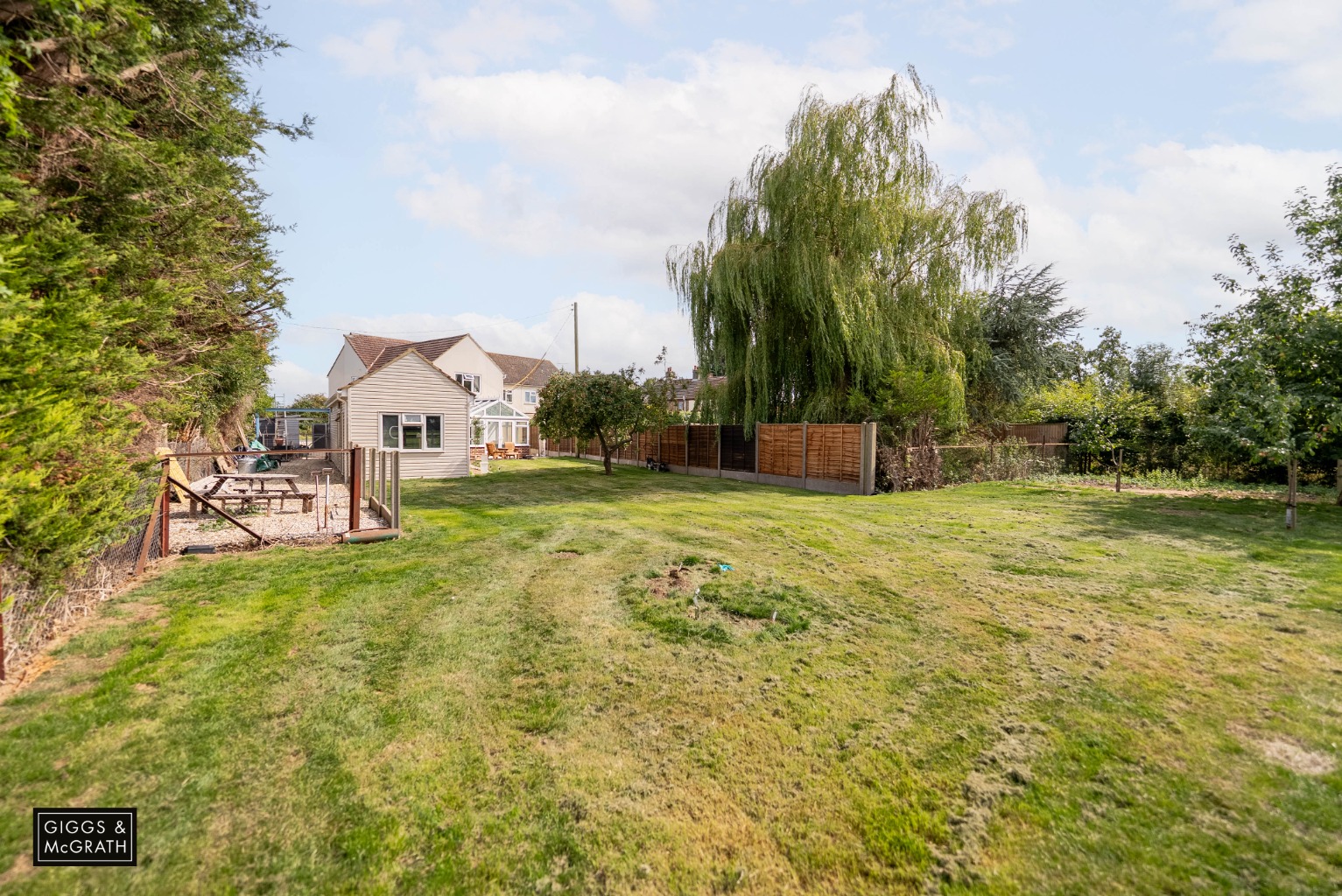 5 bed semi-detached house for sale in Parkhall Road, Huntingdon  - Property Image 21