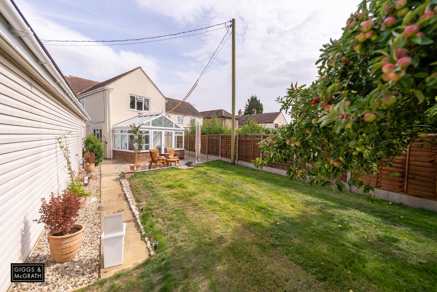 5 bed semi-detached house for sale in Parkhall Road, Huntingdon 18