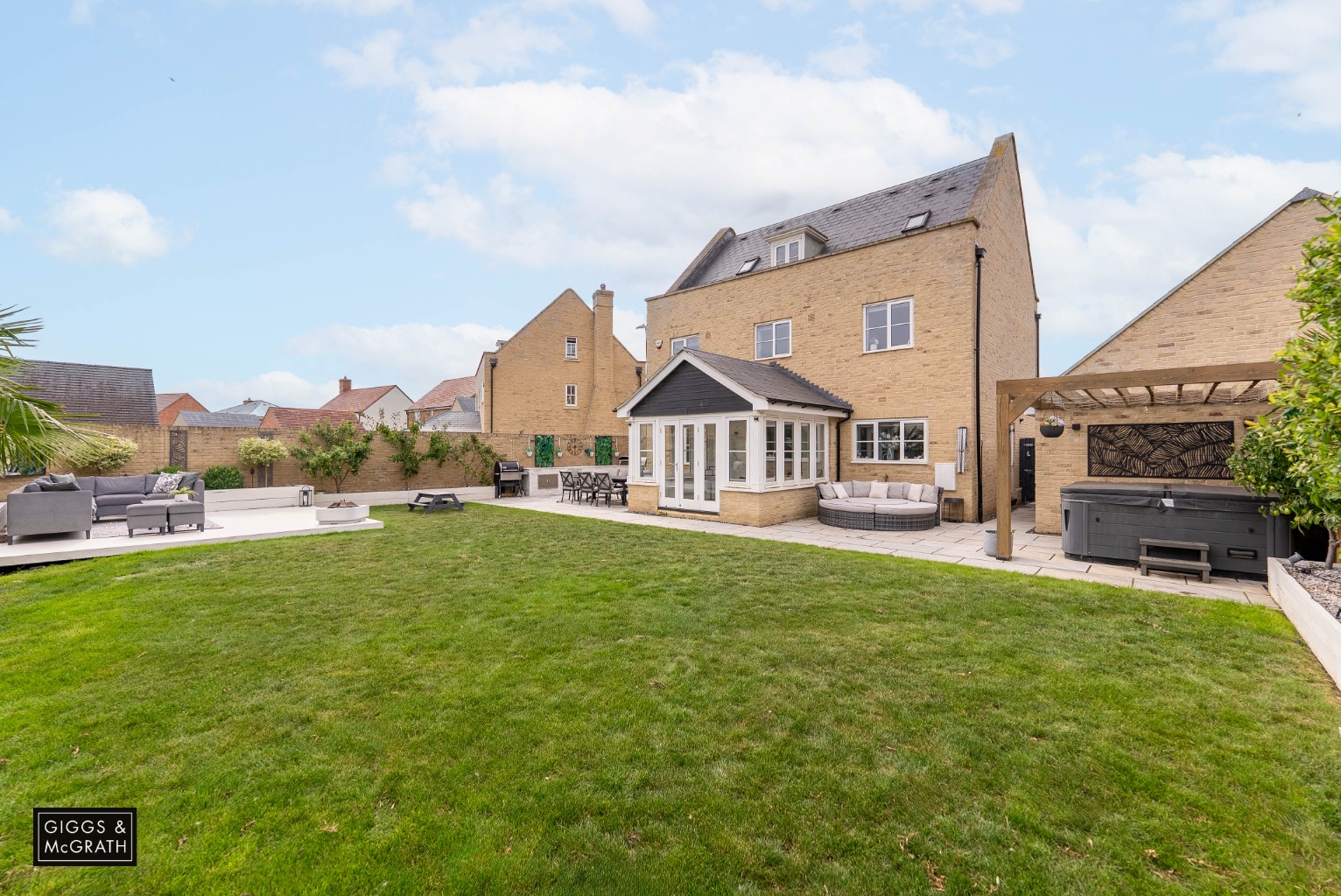 5 bed detached house for sale in Alconbury Weald, Cambridgeshire  - Property Image 24