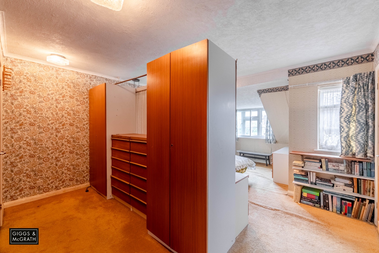 5 bed detached house for sale in Chapel Close, Huntingdon 14