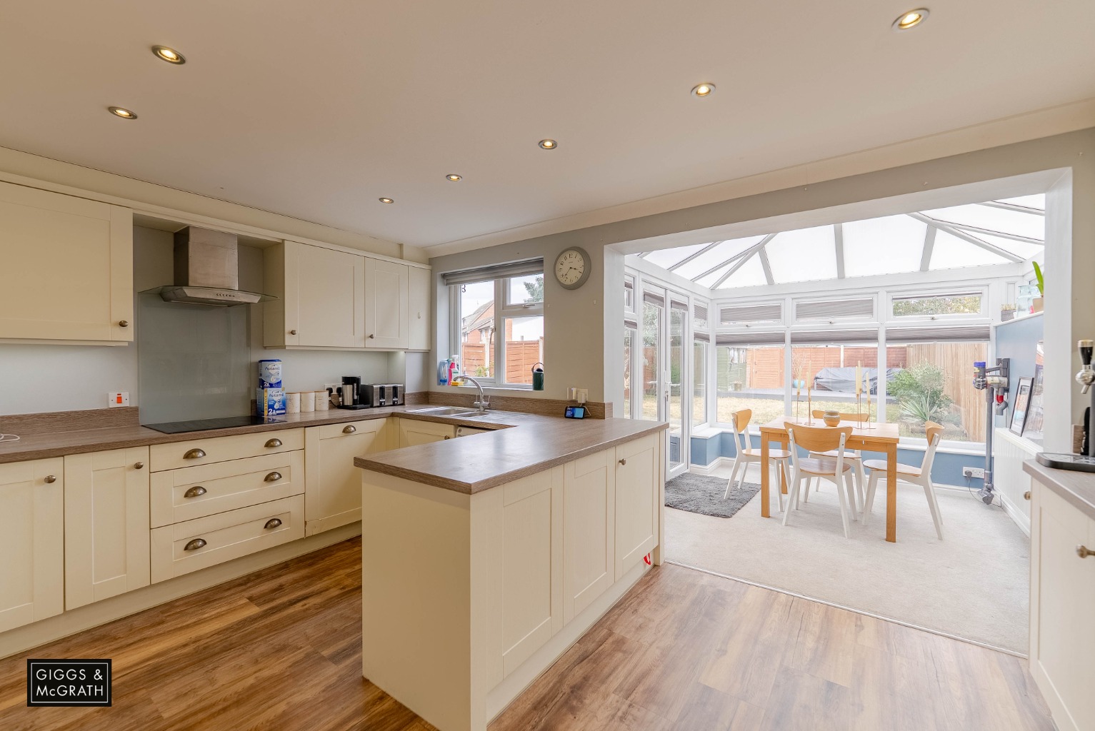 3 bed link detached house for sale in Somersham, Cambridgeshire  - Property Image 2