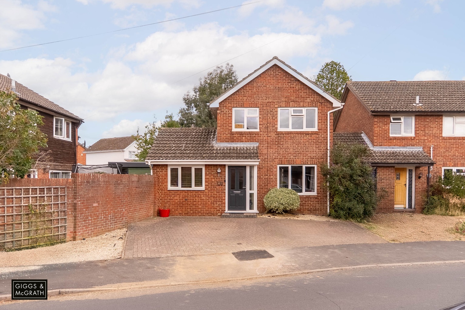 3 bed link detached house for sale in Somersham, Cambridgeshire  - Property Image 19