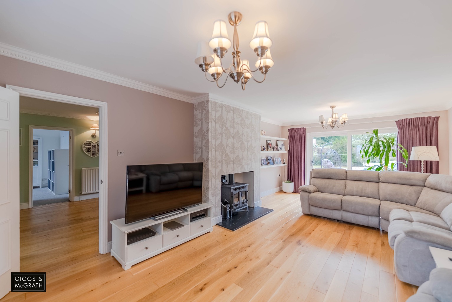 5 bed detached house for sale in High Street, Huntingdon  - Property Image 7