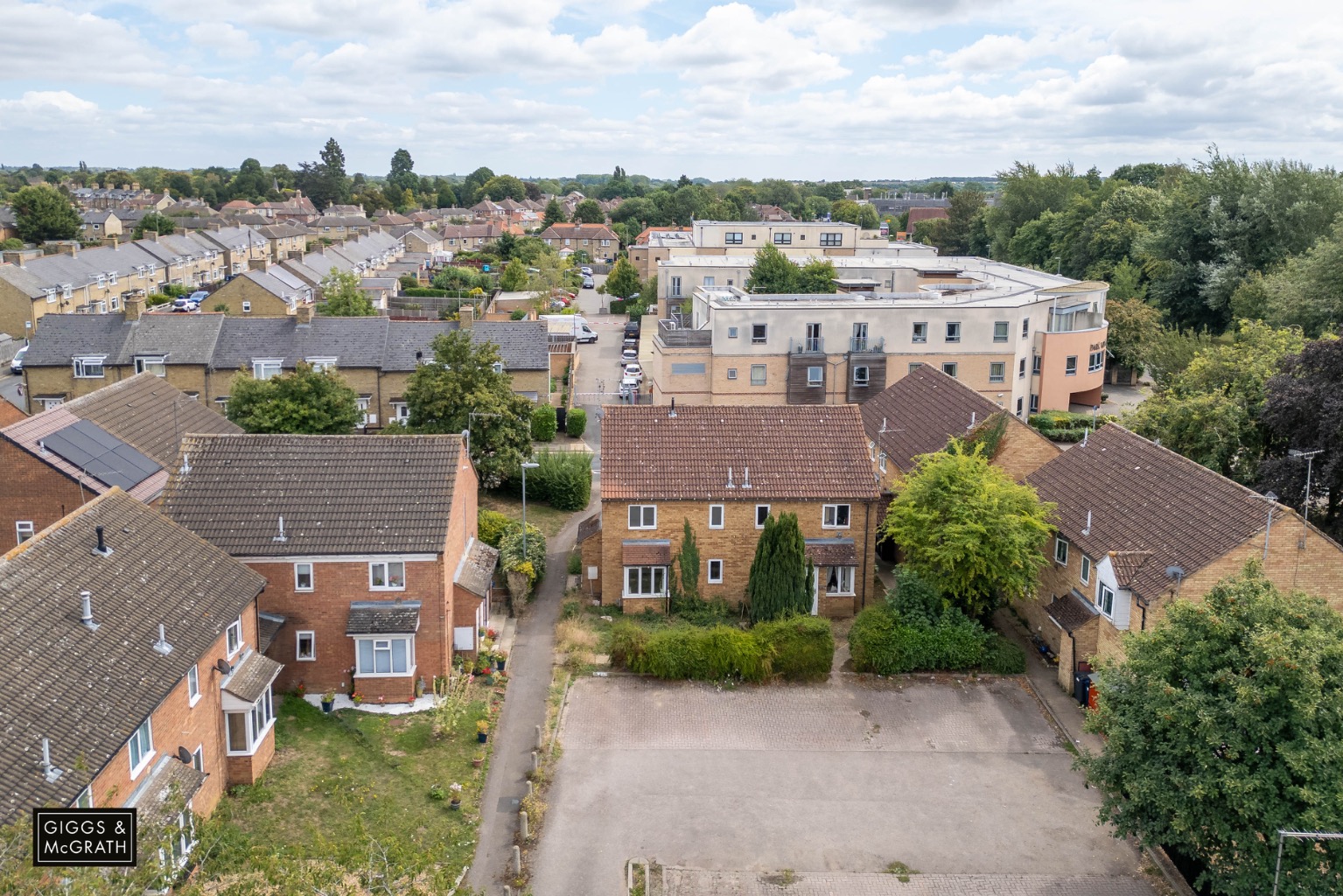 1 bed terraced house for sale in Ashton Gardens, Huntingdon 9